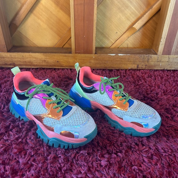 Steve Madden colorblock and rhinestone sneakers size 8 - Picture 8 of 8